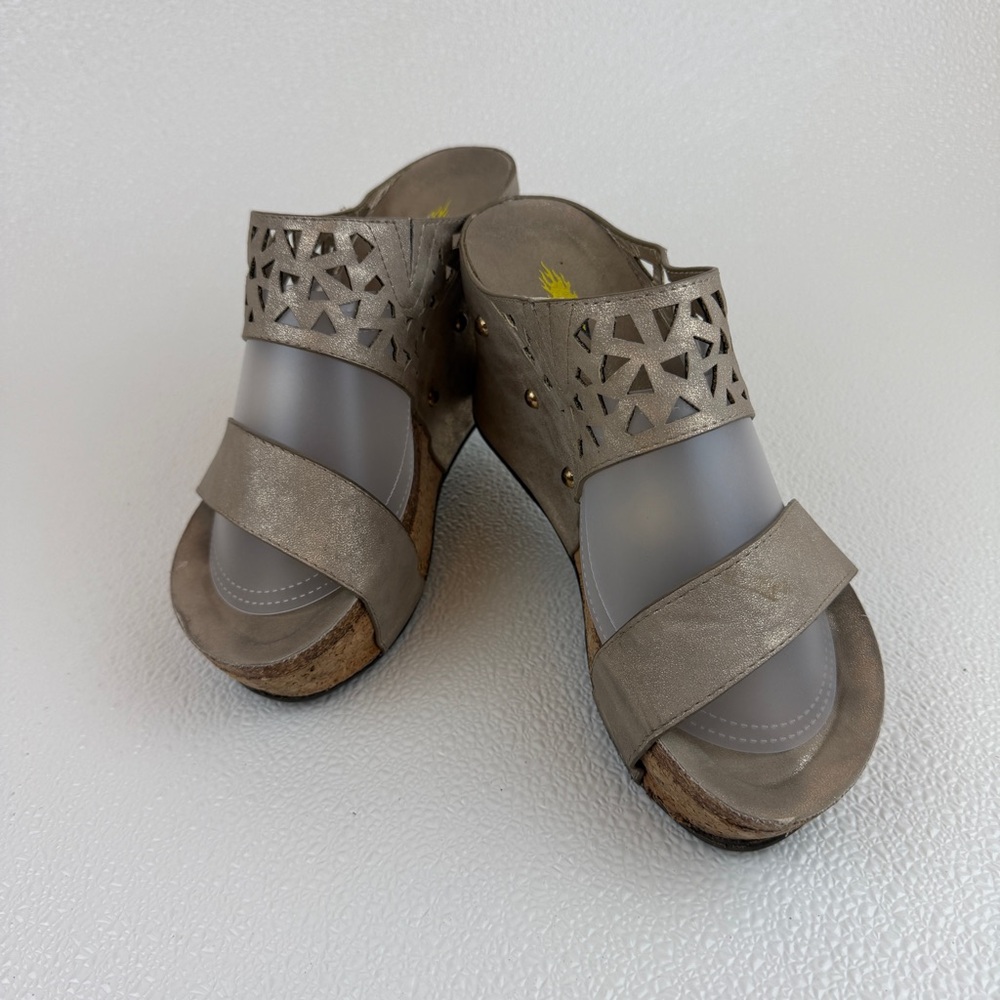 Volatile Cork Wedge Platform Slide Sandals Laser Cut Metallic Womens Size 9